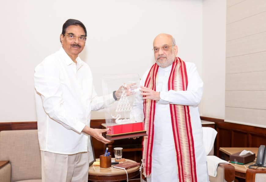 ସଂସଦ ଗୃହରେ କେନ୍ଦ୍ର ଗୃହ ମନ୍ତ୍ରୀ ଅମିତ ସାହାଙ୍କ ସହିତ ଓଡିଶା ରାଜ୍ୟପାଳ...