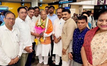 BJP Odisha ର ଯଶସ୍ବୀ ରାଜ୍ୟ ସଭାପତି ଶ୍ରୀ Manmohan Samal ରାଜ୍ୟସଭା ସାଂସଦ ଭାବେ ସଂସଦରେ ଶପଥ ଗ୍ରହଣ କରି ଆଜି ଓଡିଶା ପ୍ରତ୍ୟାବର୍ତ୍ତନ କରିଛନ୍ତି
