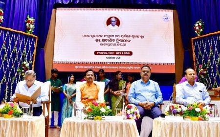 ମହାନ ଜନନେତା ଓ ସ୍ୱାଧୀନତା ସଂଗ୍ରାମୀ ଡଃ ସଦାଶିବ ତ୍ରିପାଠୀଙ୍କ ରାଜ୍ୟସ୍ତରୀୟ ଜୟନ୍ତୀ ପାଳିତ...