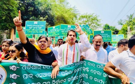 SIR କୁ ନେଇ ଭୋଟର ତାଲିକାରୁ ବାଦ ପଡ଼ିଥିବା ପ୍ରସଙ୍ଗ ଉପରେ ବିଜେଡି ର ବିକ୍ଷୋଭ ଓ ପ୍ରତିବାଦ...