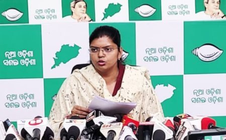 ସାମ୍ବିଧାନିକ ପଦରେ ଥିବା ଦଳୀୟ ନେତାମାନେ ପଦର ମର୍ଯ୍ୟାଦା ରଖନ୍ତୁ : ବିଜେଡି