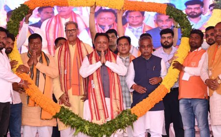 ବି. ଏନ୍. କେ ଉଚ୍ଚ ବିଦ୍ୟାଳୟ, ପୁରୁଷୋତ୍ତମପୁରର ସୁବର୍ଣ୍ଣ ଜୟନ୍ତୀ ସମାରୋହ ଅବସରରେ ମୁଖ୍ୟମନ୍ତ୍ରୀ ଶ୍ରୀ ମୋହନ ଚରଣ ମାଝୀ...