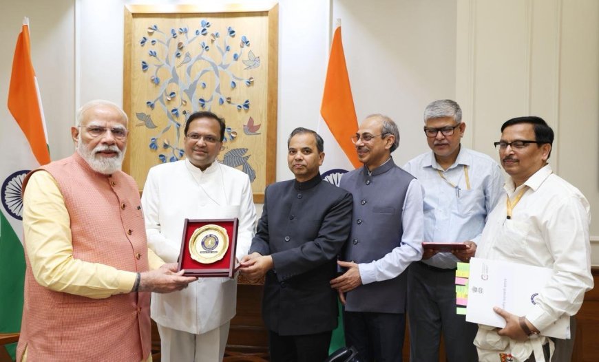 ସ୍ବ-ଗଣନ ଣନା ସଂପୂର୍ଣ୍ଣ କଲେ ପ୍ରଧାନମନ୍ତ୍ରୀ ଶ୍ରୀ ଶ୍ରୀ ନରେନ୍ଦ୍ର ନରେନ୍ଦ୍ର ମୋଦୀ; ନାଗରିକମାନଙ୍କୁ ନିଜ ପରିବାର ବିବରଣୀ ନିଜେ ପୂରଣ କରିବାକୁ ଏବଂ ଜନଗଣନା ପ୍ରକ୍ରିୟାରେ ଅଂଶଗ୍ରହଣ କରିବାକୁ ନିବେଦନ କଲେ