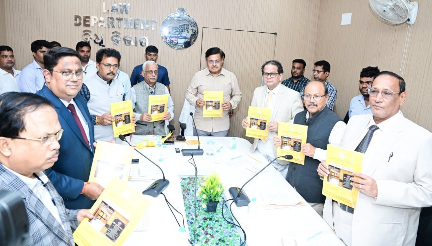 ମନ୍ତ୍ରୀ ପୃଥ୍ୱୀରାଜ ହରିଚନ୍ଦନଙ୍କ ଦ୍ୱାରା ଓଡ଼ିଶା ରାଜ୍ୟ ଆଇନ ଆୟୋଗଙ୍କ ବାର୍ଷିକ ରିପୋର୍ଟ ଓ ନୂତନ ୱେବ୍‌ସାଇଟ୍‌ ଉନ୍ମୋଚିତ...