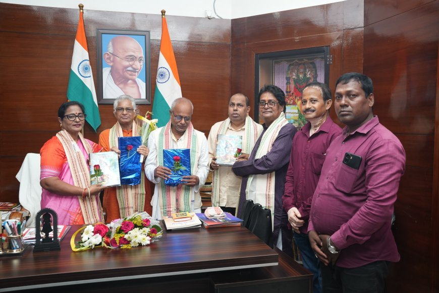 କବି ଶରତ ଚନ୍ଦ୍ର ପରିଡ଼ାଙ୍କ ମହାକାବ୍ୟ ନାରକାସୁର ବଧ ଲୋକାର୍ପିତ...