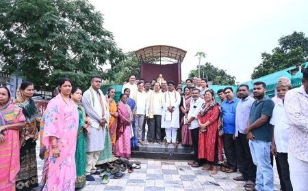 ଗୁରୁ ଗୋମ୍କେ ପଣ୍ଡିତ ରଘୁନାଥ ମୁର୍ମୁଙ୍କ ୧୨୧ତମ ଜୟନ୍ତୀରେ ବିଜୁ ଜନତା ଦଳର ଶ୍ରଦ୍ଧାଞ୍ଜଳି...