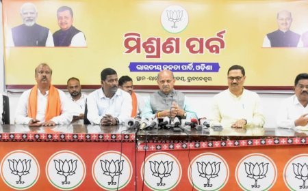 ବିଜେପି ରାଜ୍ୟ କାର୍ଯ୍ୟାଳୟରେ ମିଶ୍ରଣ ପର୍ବ...