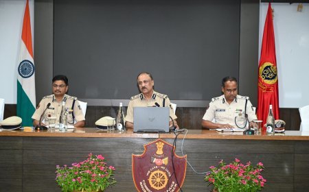 ଭୁବନେଶ୍ୱରସ୍ଥିତ ଡିଜିପିଙ୍କ କ୍ୟାମ୍ପ କାର୍ଯ୍ୟାଳୟରେ ରାଜ୍ୟ ଆରକ୍ଷୀ ମହାନିର୍ଦ୍ଦେଶକ ଶ୍ରୀ ଯୋଗେଶ ବାହାଦୁର ଖୁରାନିଆଙ୍କ ବୈଠକ...