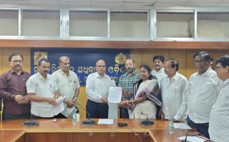 ବିଜେଡି ତରଫରୁ ଆଠ ଦଫା ସମ୍ବଳିତ ଦାବିପତ୍ର CEO ଙ୍କୁ ପ୍ରଦାନ...