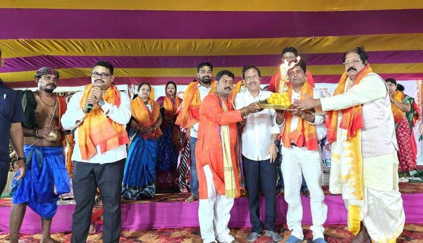 କେଶରୀନଗ୍ର ଅନନ୍ତଗାଦିଠାରେ “ମହାନ ନିତ୍ୟ-ରାହାସ” ଅନୁଷ୍ଠିତ...