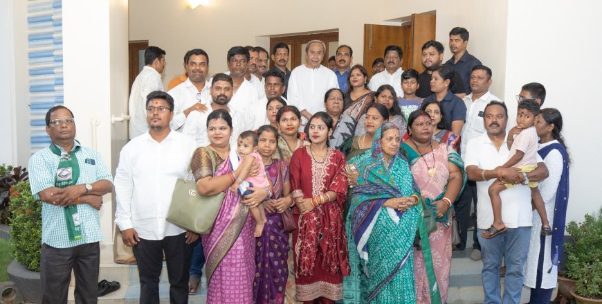 ଆନନ୍ଦପୁର ପୌରପାଳିକାର ବିଜେଡି କାଉନସିଲରମାନଙ୍କୁ ବିଧାୟକ ଅନ୍ନଦୌରଙ୍କ ସହିତ ଭେଟିଲେ।