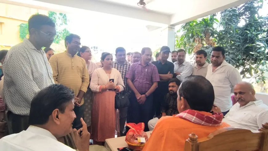 ଏକାମ୍ର ଲୋକପ୍ରତିନିଧି ତଥା ବିଧାୟକଙ୍କ  ଜନଅଭିଯୋଗ ଶୁଣାଣି...