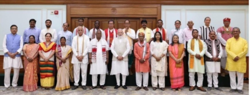 ପ୍ରଧାନମନ୍ତ୍ରୀ ମୋଦୀ ଆଦିବାସୀ ସୁରକ୍ଷା ମଞ୍ଚର ପ୍ରତିନିଧିମାନଙ୍କ ସହିତ ବୈଠକ...