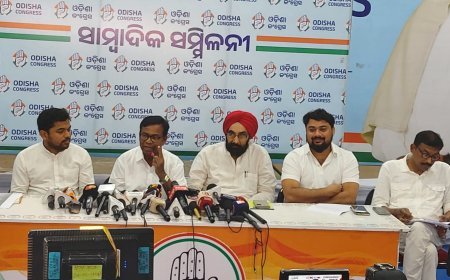 ପାଠ୍ୟପୁସ୍ତକ ତ୍ରୁଟି ଶିକ୍ଷା ବିଭାଗ ତଥା ପିଲାଛୁଆଙ୍କ ଭବିଷ୍ୟତ ନଷ୍ଟ ପାଇଁ ଷଡଯନ୍ତ୍ର : ଭକ୍ତ