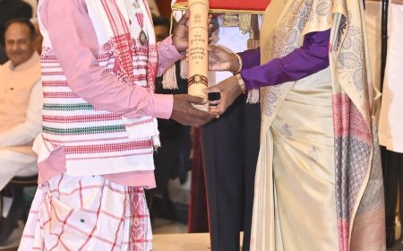 ଦ୍ୱିତୀୟ ପର୍ଯ୍ୟାୟ ପଦ୍ମ ପୁରସ୍କାର ପ୍ରଦାନ କଲେ ରାଷ୍ଟ୍ରପତି...