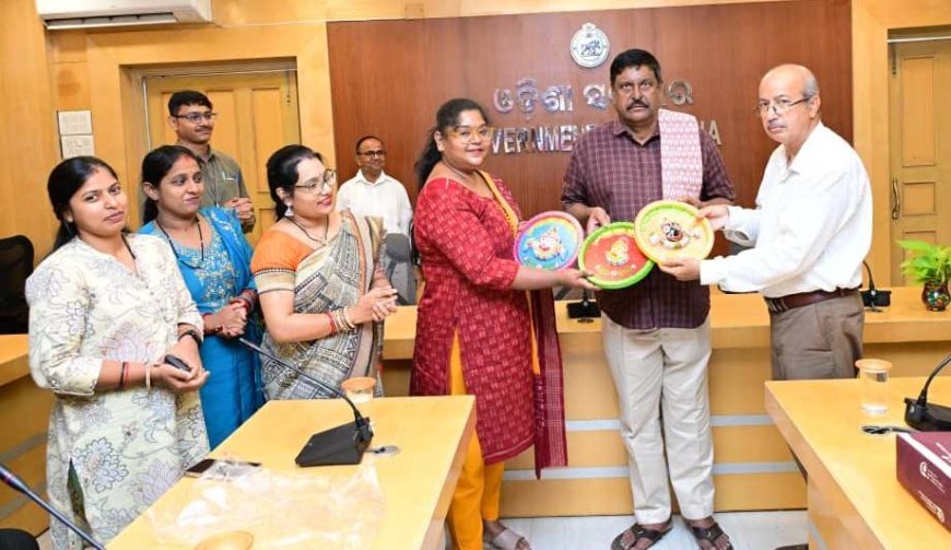 ମୁଖ୍ୟ ଶାସନ ସଚିବଙ୍କ କାର୍ଯ୍ୟାଳୟରେ  ଅବସରକାଳୀନ  ସମ୍ୱର୍ଦ୍ଧନା ସଭା  ବରିଷ୍ଠ ବ୍ୟକ୍ତିଗତ ସଚିବ ସୁଶାନ୍ତ ବେହେରାଙ୍କ ଅବସର ଗ୍ରହଣ