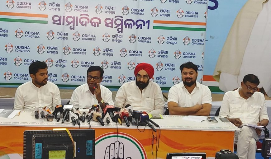 ପାଠ୍ୟପୁସ୍ତକ ତ୍ରୁଟି ଶିକ୍ଷା ବିଭାଗ ତଥା ପିଲାଛୁଆଙ୍କ ଭବିଷ୍ୟତ ନଷ୍ଟ ପାଇଁ ଷଡଯନ୍ତ୍ର : ଭକ୍ତ