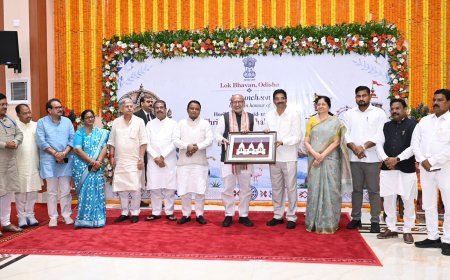 ମାନ୍ୟବର ଉପ-ରାଷ୍ଟ୍ରପତିଙ୍କ ସମ୍ମାନାର୍ଥେ ଲୋକଭବନରେ ଔପଚାରିକ ଭୋଜି ଆୟୋଜିତ...