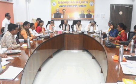 ରାଜ୍ୟ କାର୍ଯ୍ୟାଳୟରେ ବିଜେପି ରାଜ୍ୟ ପଦାଧିକାରୀ ଓ ଜିଲ୍ଲା ପ୍ରଭାରୀ ବୈଠକ...