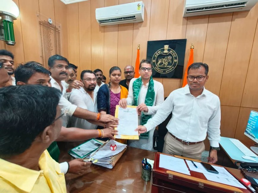 ପାଠ୍ୟ ପୁସ୍ତକରେ ସାଙ୍ଘାତିକ ତ୍ରୁଟି ନେଇ ବିଜେଡି ର ଶିକ୍ଷା ବଞ୍ଚାଅ ଆନେ୍ଦାଳନ...