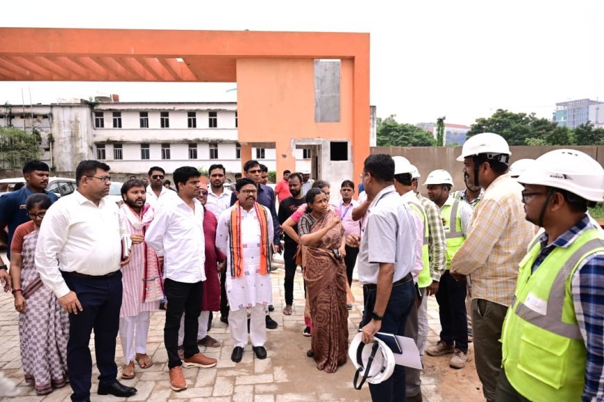 ଏସ୍‌ସିବି ମେଡିକାଲ କଲେଜ ଓ ହସ୍ପିଟାଲର ଭିତ୍ତିଭୂମି, ଅଗ୍ନି ନିରାପତ୍ତା ଓ ସମ୍ପ୍ରସାରଣ କାର୍ଯ୍ୟର ସମୀକ୍ଷା କଲେ ସ୍ୱାସ୍ଥ୍ୟ ମନ୍ତ୍ରୀ...