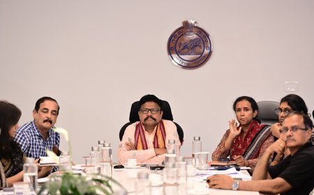ବନ୍ୟା ପରିସ୍ଥିତିର ସମୀକ୍ଷା କଲେ ସ୍ୱାସ୍ଥ୍ୟ ଓ ପରିବାର କଲ୍ୟାଣ ମନ୍ତ୍ରୀ...