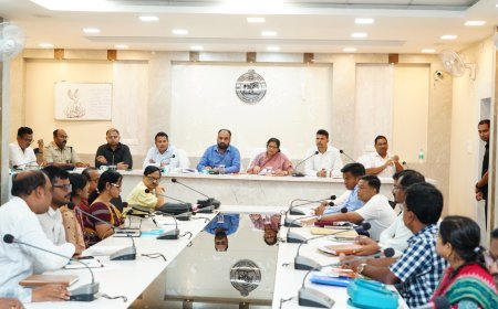 ମାନ୍ୟବର ଉପମୁଖ୍ୟମନ୍ତ୍ରୀ  ପ୍ରଭାତୀ ପରିଡାଙ୍କ ଅଧ୍ୟକ୍ଷତାରେ ଭଦ୍ରକ ଜିଲ୍ଲାର ବନ୍ୟା ପରିସ୍ଥିତିର ସମୀକ୍ଷା ବୈଠକ ଅନୁଷ୍ଠିତ...