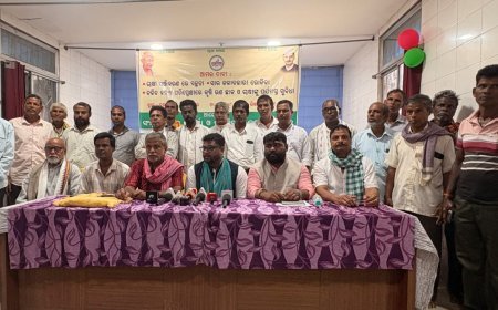ସଂଯୁକ୍ତ କୃଷକ ମୋର୍ଚ୍ଚାର ଆଲୋଚନାରେ ସମୂହ ଦାବୀ ପାଇଁ ପ୍ରସ୍ତୁତି...