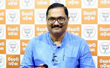 ବନ୍ୟା ସମୟରେ ଘରୁ ନ ବାହାରି ଟୁଇଟ୍ କରି ଲୋକଙ୍କୁ ଭୁଆଁ ବୁଲାଉଛନ୍ତି ବିରୋଧୀ ଦଳ ନେତା: ବିରଂଚି ନାରାୟଣ ତ୍ରିପାଠୀ...