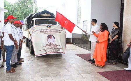 ବନ୍ୟା ପ୍ରଭାବିତ ଭଦ୍ରକ ଓ ବାଲେଶ୍ୱର ଜିଲ୍ଲା ପାଇଁ ଶ୍ରୀ ସତ୍ୟ ସାଇ ଟ୍ରଷ୍ଟ ପ୍ରେରିତ ରିଲିଫ ସାମଗ୍ରୀ ପଠାଇଲେ ରାଜ୍ୟପାଳ...