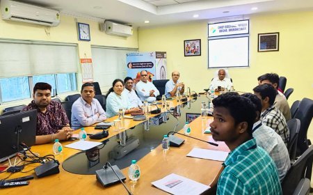 ସ୍ୱତନ୍ତ୍ର ସଘନ ସଂଶୋଧନ ଉପରେ ଉତ୍କଳ ବିଶ୍ୱବିଦ୍ୟାଳୟ ଛାତ୍ରଛାତ୍ରୀଙ୍କ ଇଣ୍ଟର୍ନସିପ୍‌...