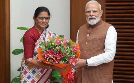 ଉପମୁଖ୍ୟମନ୍ତ୍ରୀ ପ୍ରଭାତୀ ପରିଡା ପ୍ରଧାନମନ୍ତ୍ରୀଙ୍କୁ ସହିତ ‘ସୁଭଦ୍ରା’ ଯୋଜନାର ପଞ୍ଚମ କିସ୍ତି ପ୍ରଦାନ ପ୍ରସଙ୍ଗ...