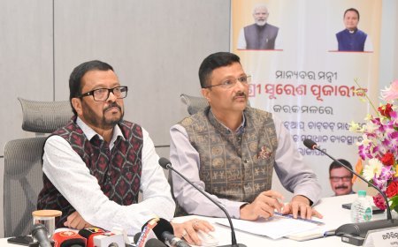 ପଞ୍ଜୀକରଣ ପ୍ରକ୍ରିୟାରେ ସ୍ୱଚ୍ଛତା ଓ ନିୟମାନୁପାଳନ ସୁନିଶ୍ଚିତ କରିବା ପାଇଁ କଡ଼ା ନଜର ରଖିବା ନିମନ୍ତେ ରାଜସ୍ୱ ବିଭାଗର ନିର୍ଦ୍ଦେଶ...