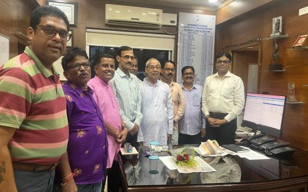 ସୂଚନା ନିର୍ଦ୍ଦେଶକଙ୍କୁ ଭେଟିଲେ ଓଡ଼ିଶା ବରିଷ୍ଠ ସାମ୍ୱାଦିକ ସଂଘର କର୍ମକର୍ତ୍ତା...