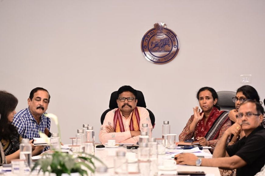 ବନ୍ୟା ପରିସ୍ଥିତିର ସମୀକ୍ଷା କଲେ ସ୍ୱାସ୍ଥ୍ୟ ଓ ପରିବାର କଲ୍ୟାଣ ମନ୍ତ୍ରୀ...