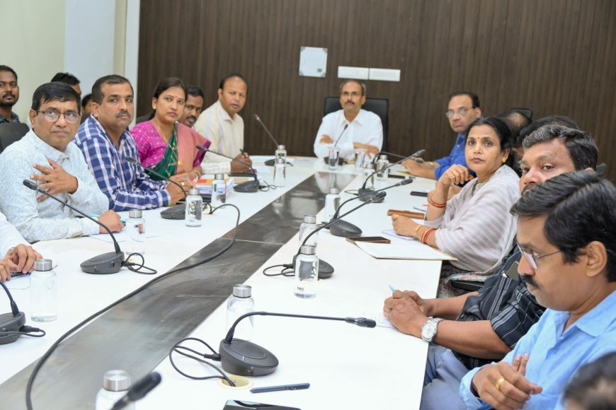 ସ୍ୱାଧୀନତା ଦିବସ-୨୦୨୬ ପାଳନ ସଂପର୍କରେ  ସୂଚନା ଓ ଲୋକସଂପର୍କ ବିଭାଗ ପକ୍ଷରୁ ପ୍ରସ୍ତୁତି ବୈଠକ...