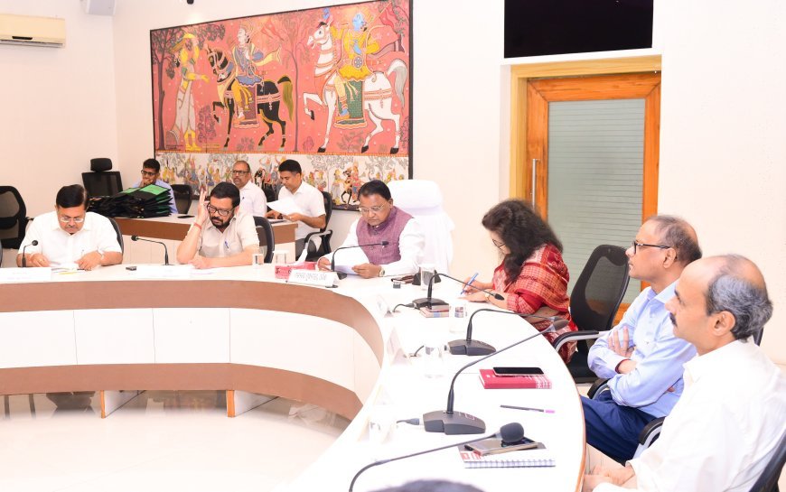 ପୁରୀ ଗୋବର୍ଦ୍ଧନ ପୀଠ ଓ ସ୍ୱର୍ଗଦ୍ୱାର ବେଳାଭୂମିର ଉନ୍ନତିକରଣ ସମ୍ପର୍କରେ ମୁଖ୍ୟମନ୍ତ୍ରୀଙ୍କ ସମୀକ୍ଷା ବୈଠକ
