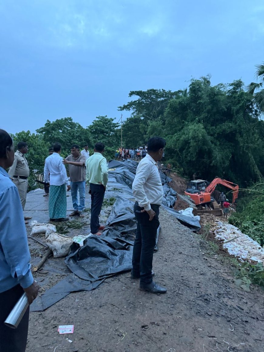 ଯାଜପୁରରେ ବନ୍ୟା ପରିଚାଳନା କାର୍ଯ୍ୟର ସମୀକ୍ଷା କଲେ ପି. ଅନ୍ୱେଷା ରେଡ୍ଡୀ...