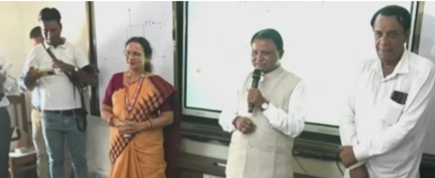 ଗୁରୁଜୀଙ୍କ ସହ ଦିନେ ରାଜ୍ୟର ମୁଖ୍ୟମନ୍ତ୍ରୀ...