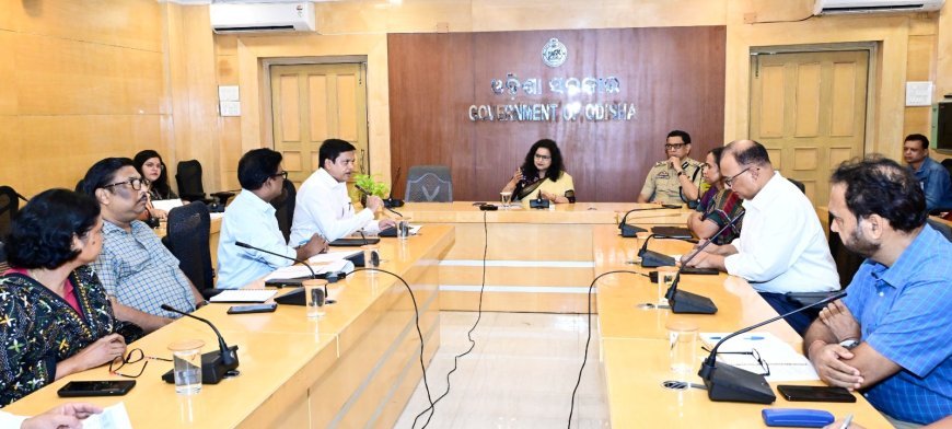 ସମ୍ଭାବ୍ୟ ଲଘୁଚାପଜନିତ ଲଗାଣ ବର୍ଷାକୁ ନେଇ  ମୁଖ୍ୟ ଶାସନ ସଚିବଙ୍କ ପ୍ରସ୍ତୁତି ସମୀକ୍ଷା...