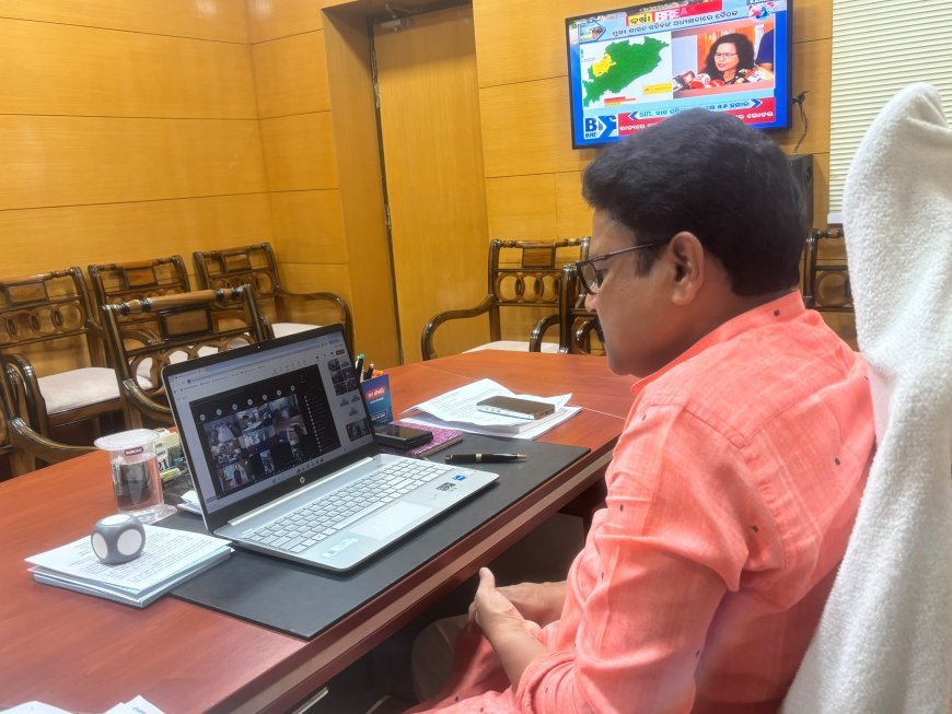 ସମ୍ଭାବ୍ୟ ଲଗାଣ ବର୍ଷା  ମୁକାବିଲା ପାଇଁ ସ୍ୱାସ୍ଥ୍ୟ ବିଭାଗର ପ୍ରସ୍ତୁତି ସମୀକ୍ଷା...
