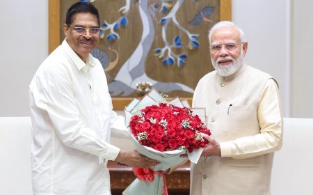 ରାଜ୍ୟପାଳ ପ୍ରଧାନମନ୍ତ୍ରୀ ମୋଦୀଙ୍କୁ ଭେଟି ଓଡ଼ିଶାର ବିକାଶକୁ ନେଇ କଲେ ଆଲୋଚନା...