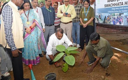 ଆଇଆଇଏମ୍‌ସିରେ ‘ସ୍ୱଚ୍ଛତା ହିଁ ସେବା’ କାର୍ଯ୍ୟକ୍ରମରେ ଅଂଶଗ୍ରହଣ କଲେ କେନ୍ଦ୍ର ରାଷ୍ଟ୍ରମନ୍ତ୍ରୀ ଡକ୍ଟର ଏଲ୍‌. ମୁରୁଗନ...