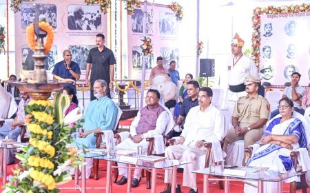 ଗାନ୍ଧୀ ଓ ଶାସ୍ତ୍ରୀ ଜୟନ୍ତୀ ଅବସରରେ ଜାତିର ଜନକ  ଓ ଲାଲ ବାହାଦୁର ଶାସ୍ତ୍ରୀଙ୍କୁ ଶ୍ରଦ୍ଧାଞ୍ଜଳି ଅର୍ପଣ କଲେ ରାଜ୍ୟପାଳ, ମୁଖ୍ୟମନ୍ତ୍ରୀ ଓ ବାଚସ୍ପତି...