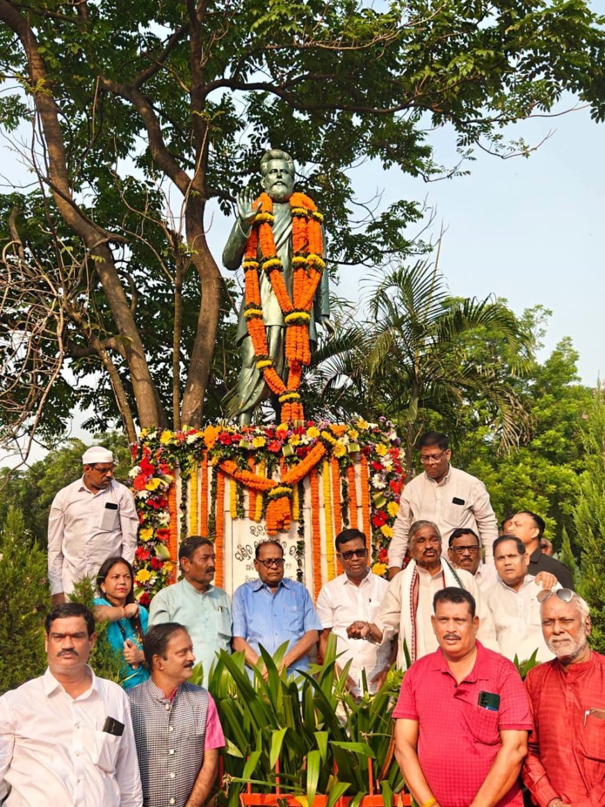 ପିସିସି ପକ୍ଷରୁ ଉତ୍କଳମଣି ପଣ୍ଡିତ ଗୋପବନ୍ଧୁ ଦାସଙ୍କ ଜୟନ୍ତୀ ପାଳିତ...